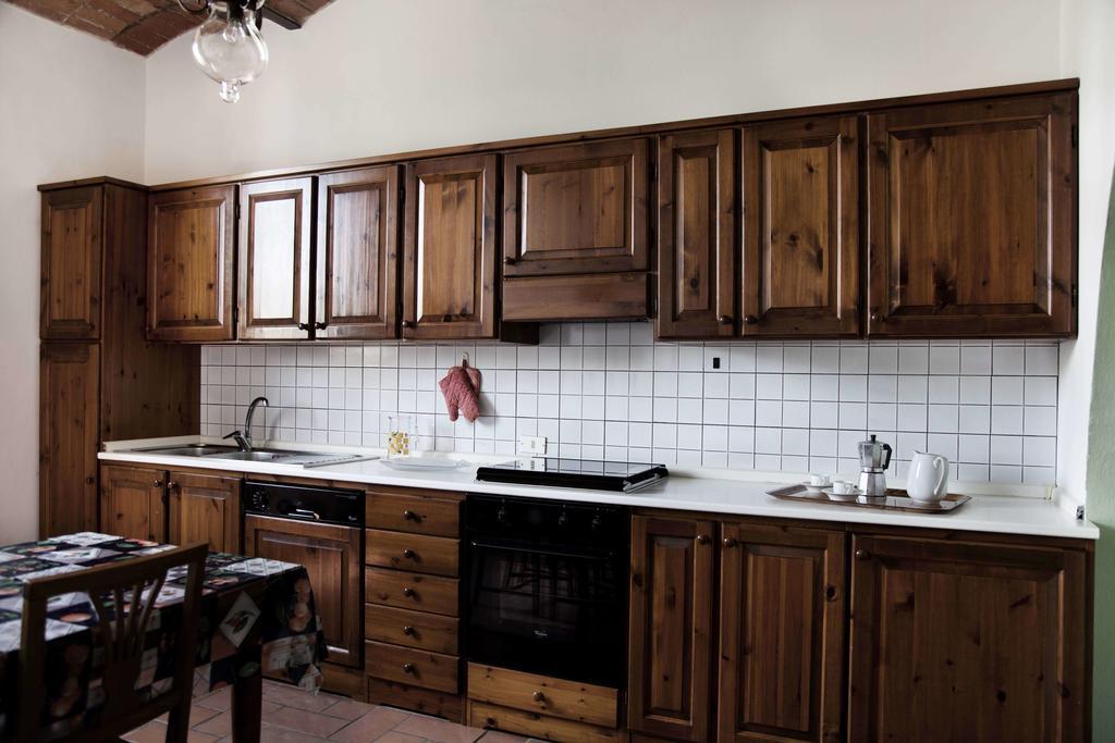 Tenuta Di Colle Alberti Agriturismo Villa Cerreto Guidi Rom bilde