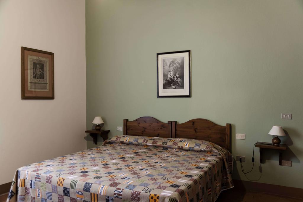Tenuta Di Colle Alberti Agriturismo Villa Cerreto Guidi Rom bilde